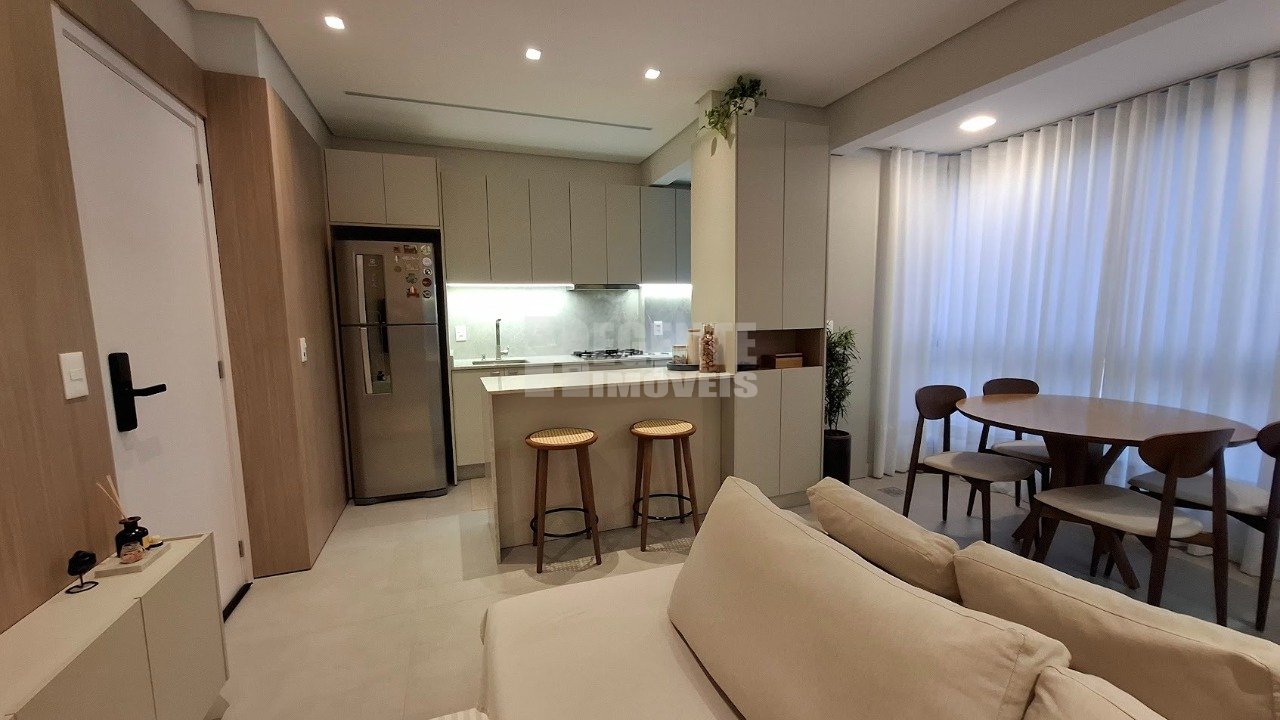 Apartamento à venda no bairroCarveoira em Florianópolis