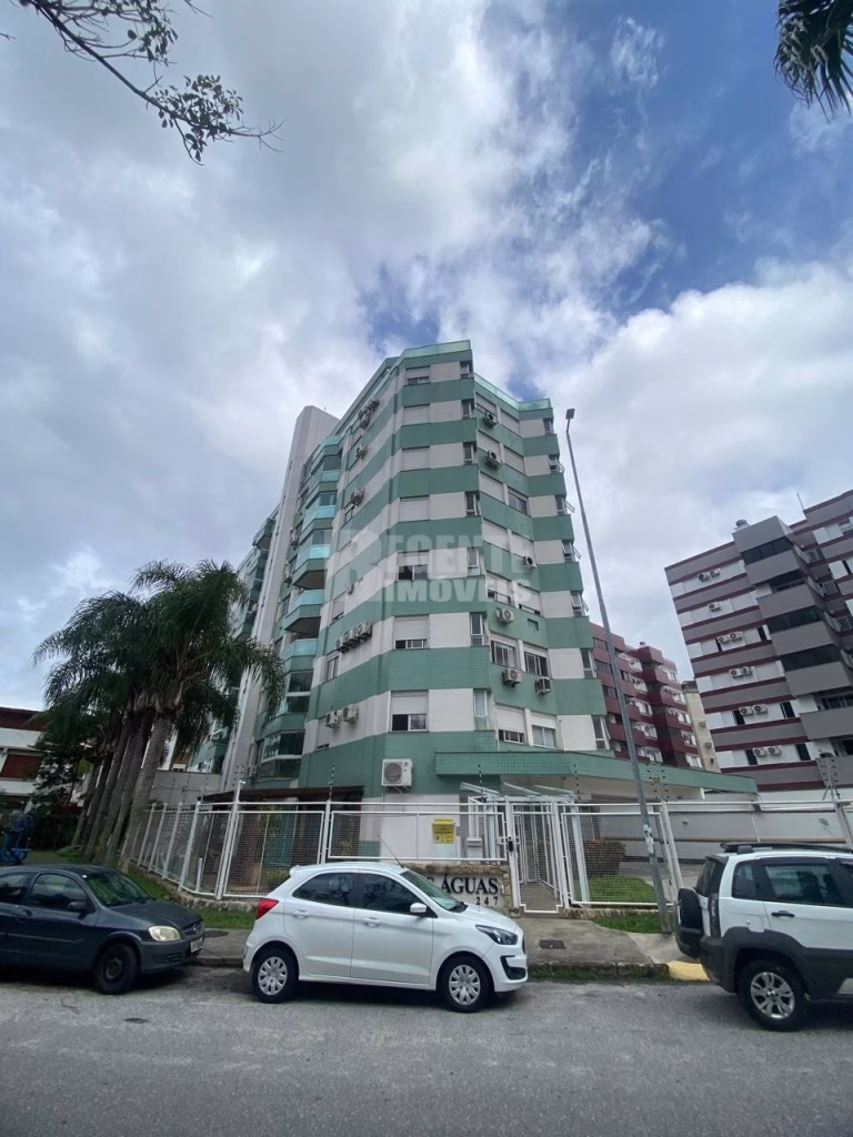 Excelente apartamento de 3 dormitórios para locação no bairro Trindade!