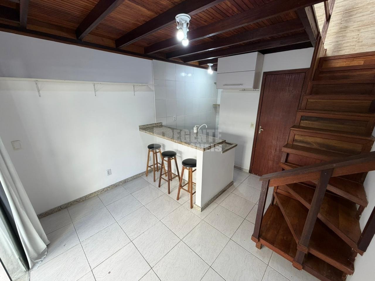 Ótima casa de 1 dormitório para locação no bairro Córrego Grande!