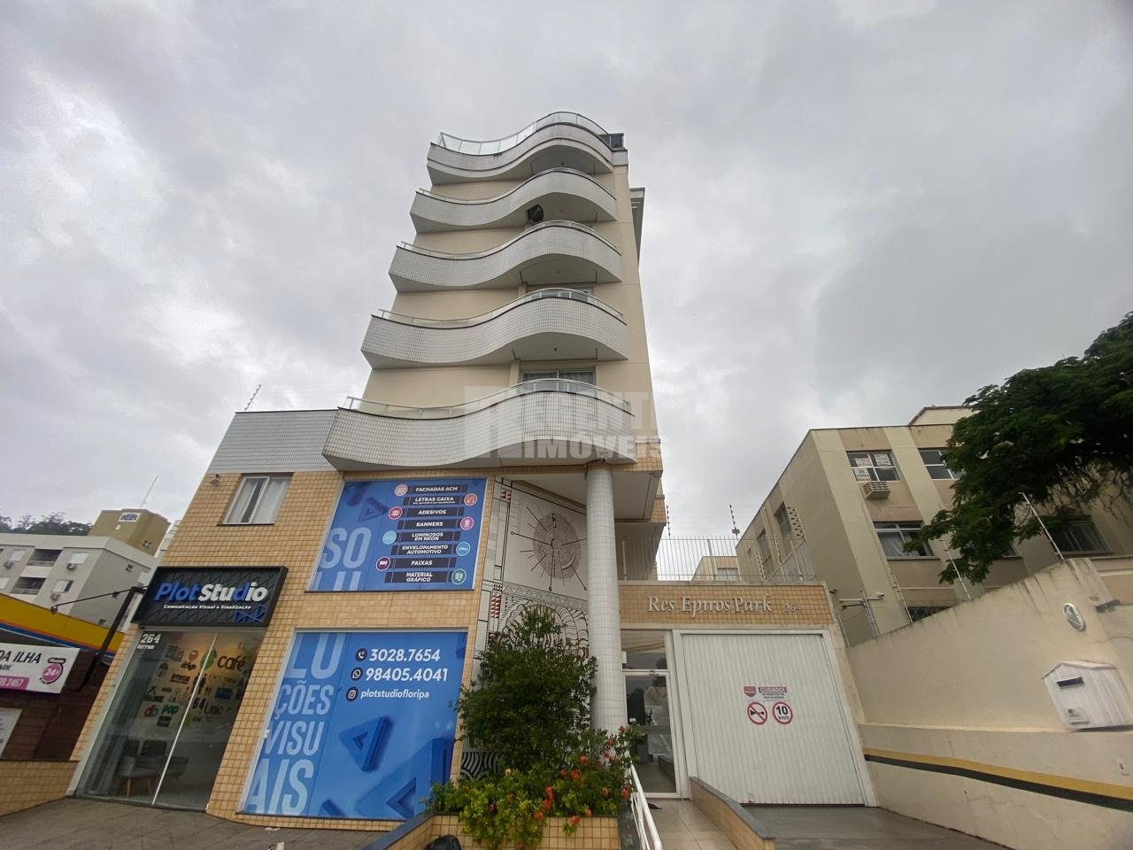 Ótimo apartamento de 1 dormitório no bairro Córrego Grande, perto da UFSC!