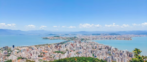 Urbanismo y Planificación en la Agronômica, Florianópolis: Zonificación, BRT y el Proyecto Ciudad de la Cultura