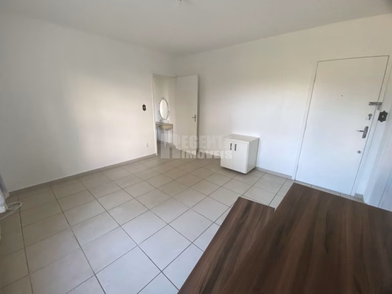 Excelente apartamento de 1 dormitório para locação no bairro Trindade!