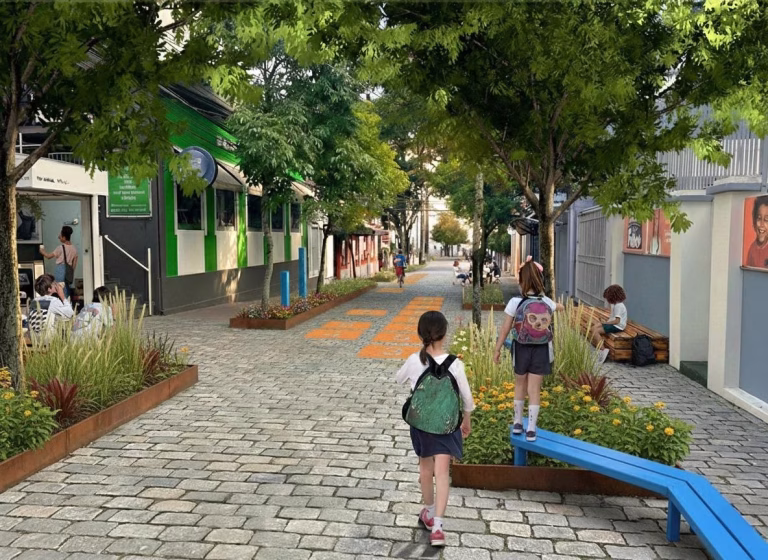 Walkability: The Invisible Factor That Determines Apartment Price Before Square Footage