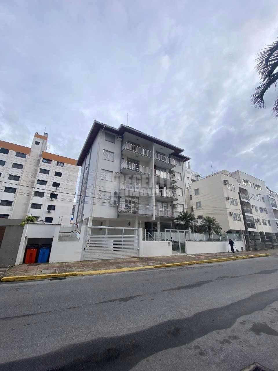 Great 1-Bedroom Apartment for Rental in Trindade Neighborhood! - Photo 1