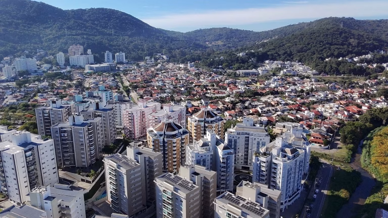 Invertir en inmuebles en Itacorubi, Florianópolis: ¿merece la pena en 2026?
