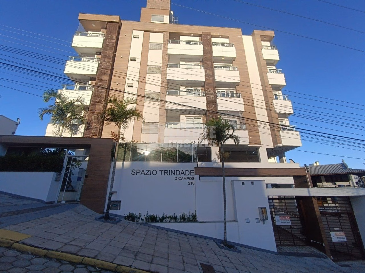 Excellent 1 Bedroom Apartment for Rent in Trindade Neighborhood, Florianópolis - Photo 1