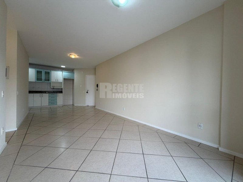 Apartamento 2 quartos no Itacorubi em Florianópolis - Foto 2