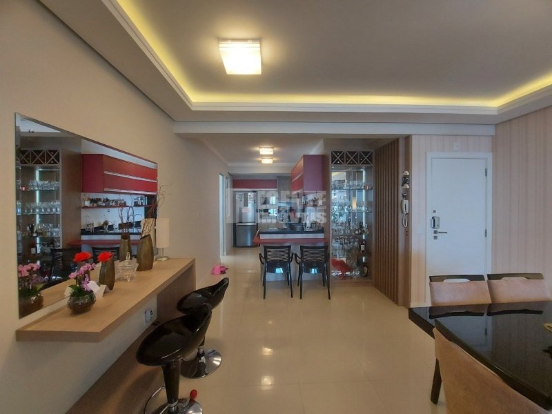 Apartamento 3 quartos no Agronômica em Florianópolis - Foto 2