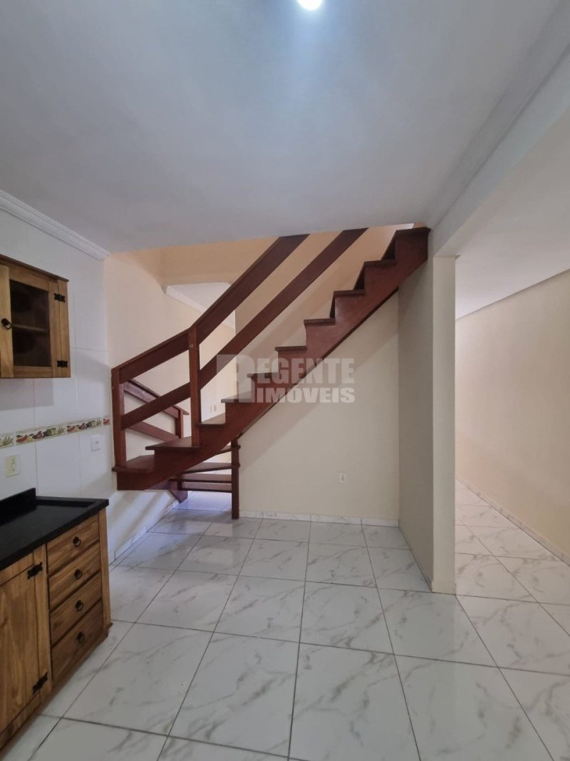 Casa 2 quartos no Ingleses Do Rio Vermelho em Florianópolis - Foto 2