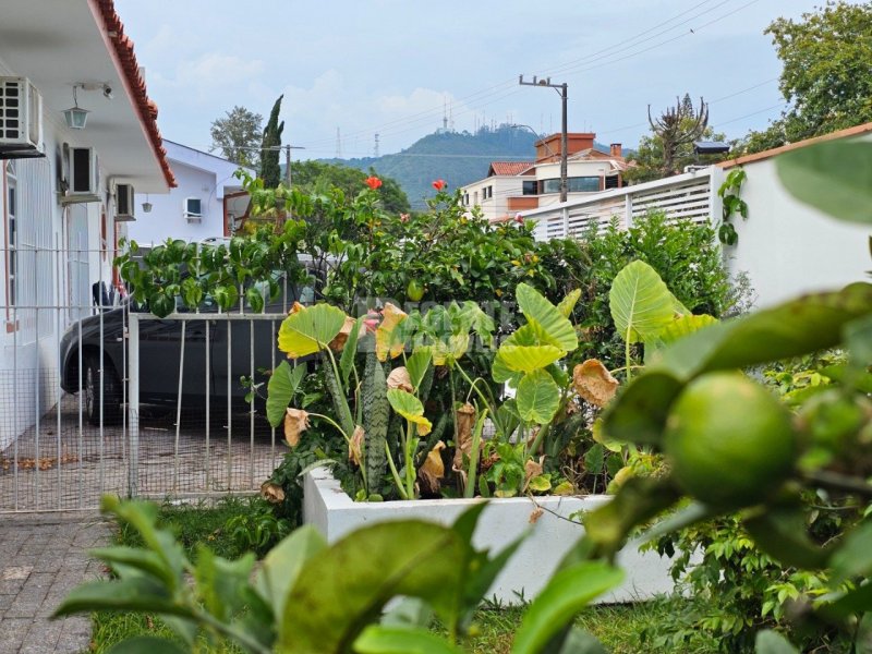 Casa 5 quartos no Córrego Grande em Florianópolis - Foto 47