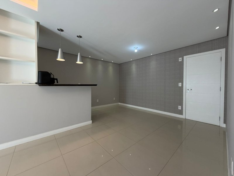Apartamento 2 quartos no Pantanal em Florianópolis - Foto 2