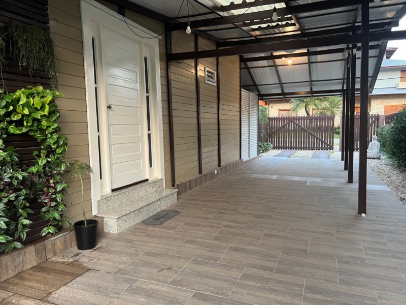 Casa 5 quartos no Lagoa Da Conceição em Florianópolis - Foto 3