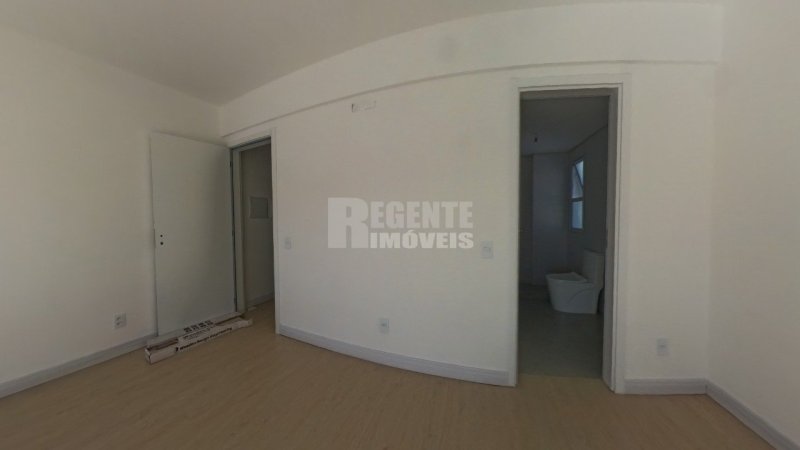 SUÍTE SUPERIOR 2 - Apartamento 2 quartos no João Paulo em Florianópolis