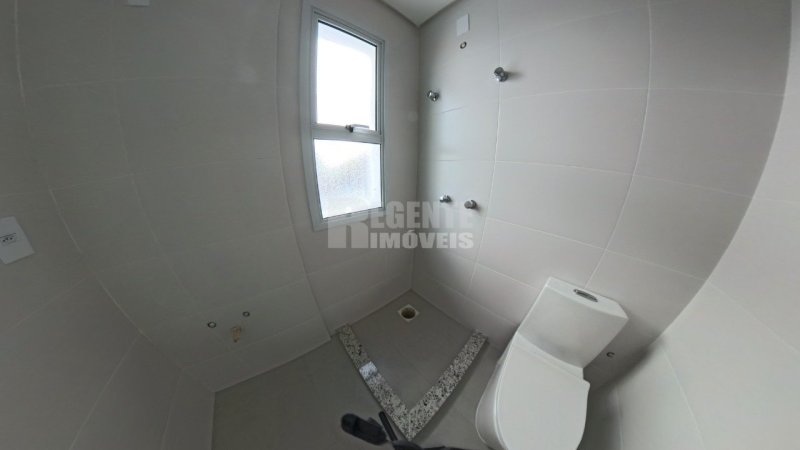 BANHEIRO SUÍTE - Apartamento 2 quartos no João Paulo em Florianópolis