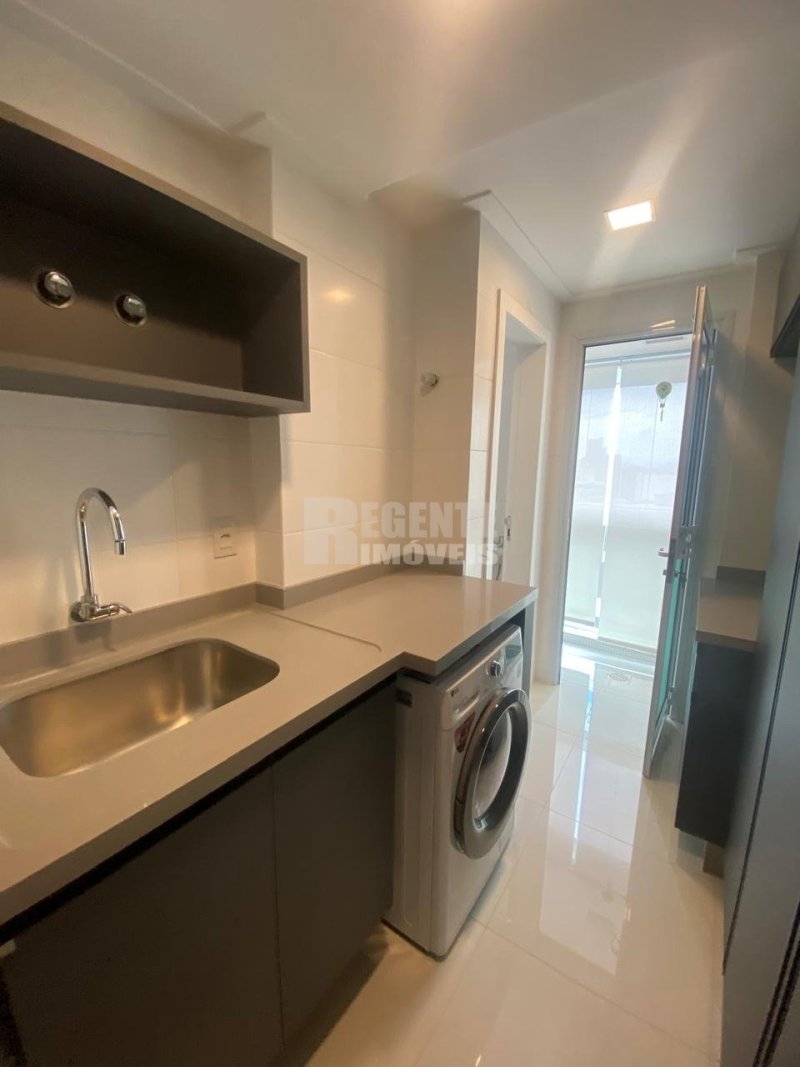 Apartamento 2 quartos no Beira-mar em Florianópolis - Foto 12