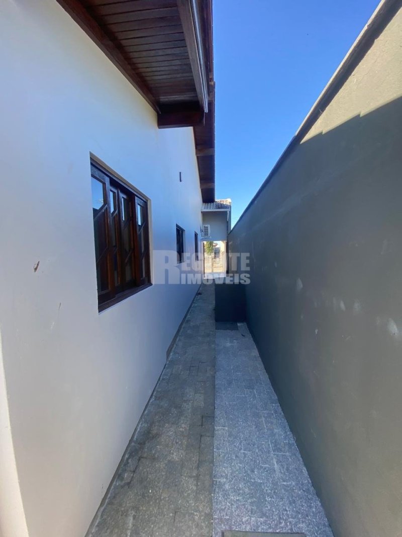 Casa 3 quartos no Carianos em Florianópolis - Foto 8