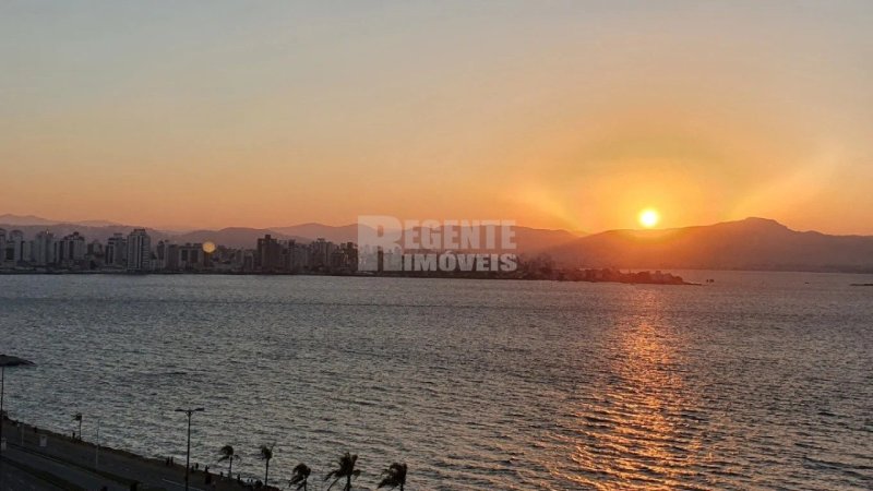 Cobertura 7 quartos no Centro em Florianópolis - Foto 60