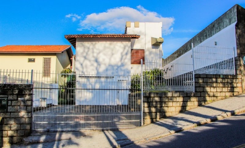 Casa 6 quartos no Trindade em Florianópolis - Foto 3