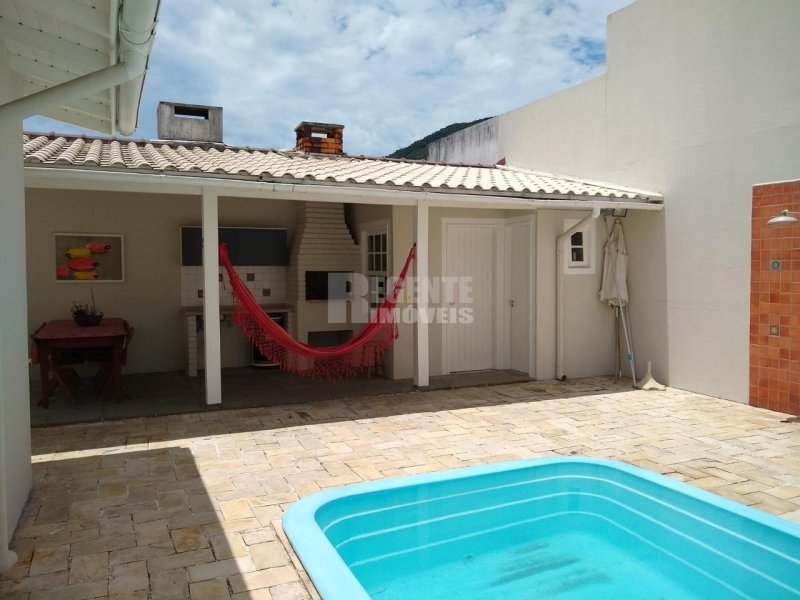 Casa 3 quartos no Itacorubi em Florianópolis - Foto 2