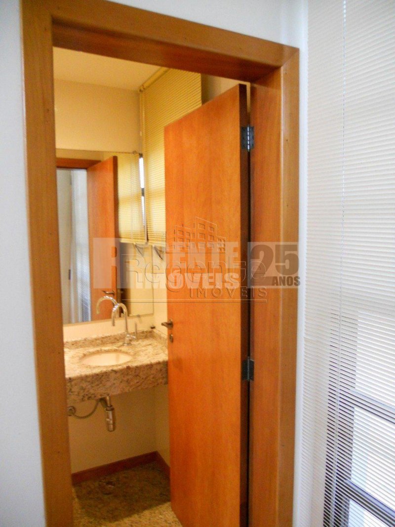Casa 5 quartos no Parque São Jorge em Florianópolis - Foto 22