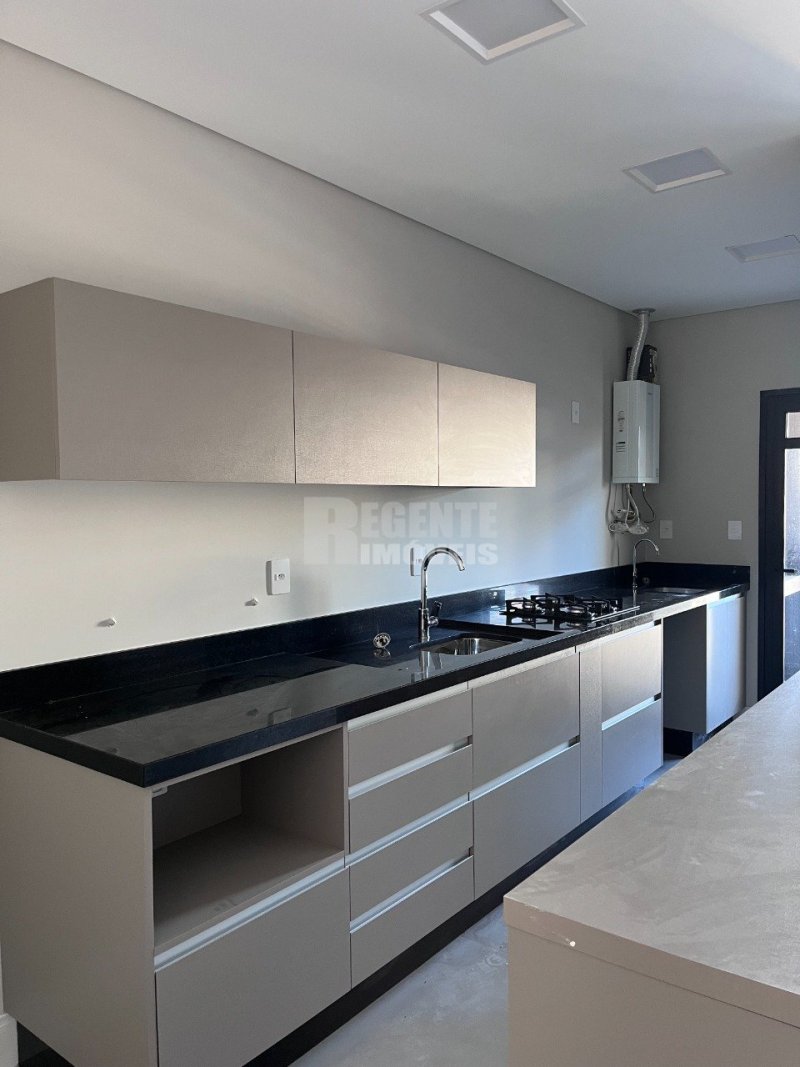 Apartamento 2 quartos no Trindade em Florianópolis - Foto 2