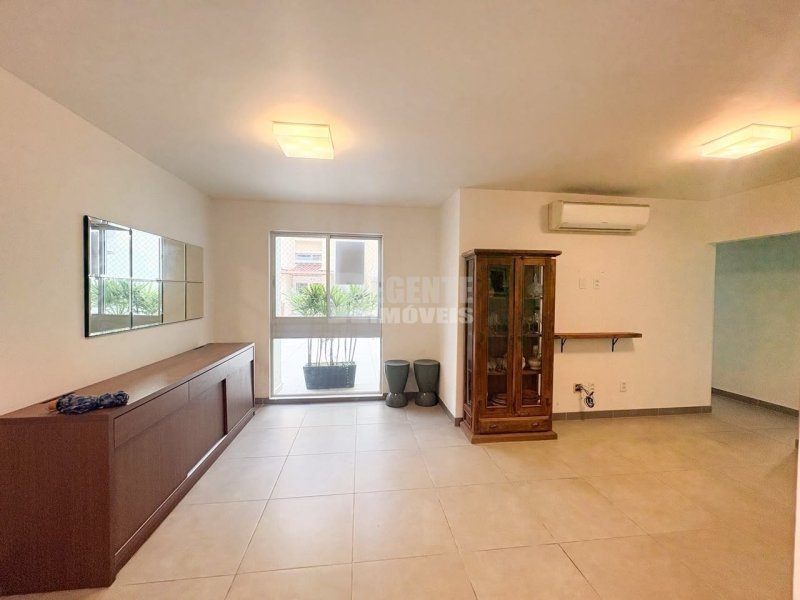 Departamento totalmente reformado y amoblado en venta en el barrio Trindade, en Florianópolis - Foto 2