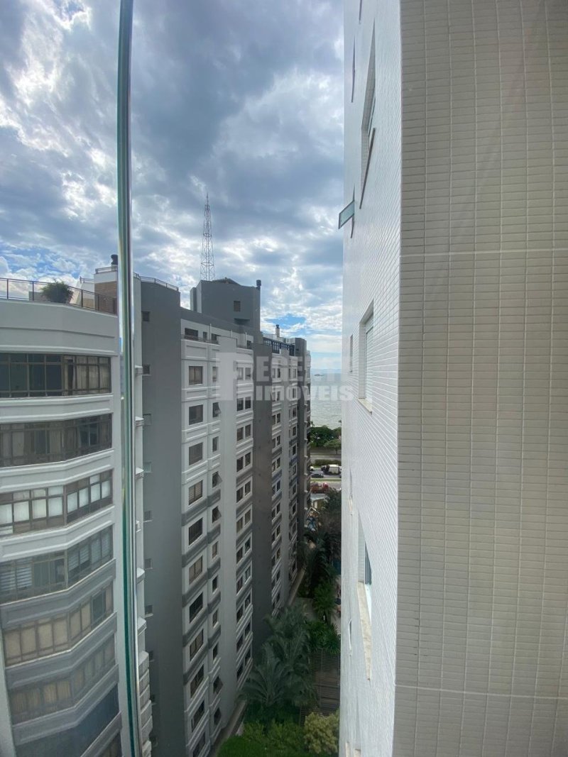 Apartamento 2 quartos no Beira-mar em Florianópolis - Foto 29