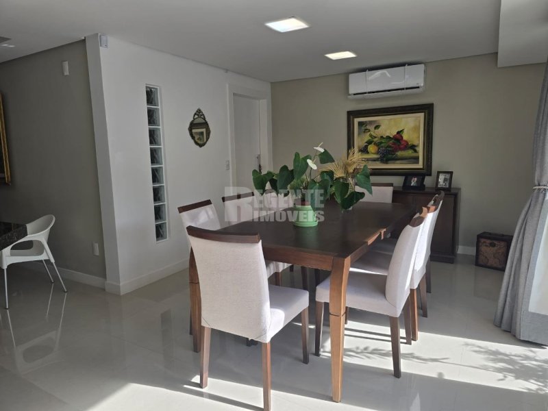 Casa 4 quartos no Parque São Jorge em Florianópolis - Foto 7
