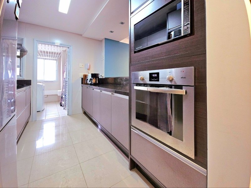 Cozinha (2) - Apartamento 3 quartos no Itacorubi em Florianópolis