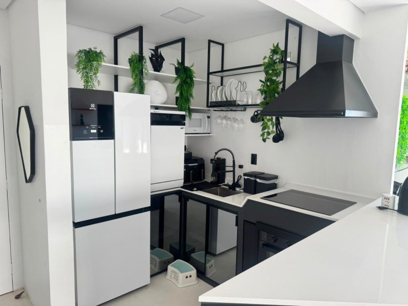 Apartamento 2 quartos no Carvoeira em Florianópolis - Foto 2