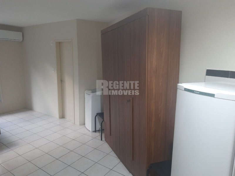 Kitnet 1 quartos no Carvoeira em Florianópolis - Foto 5