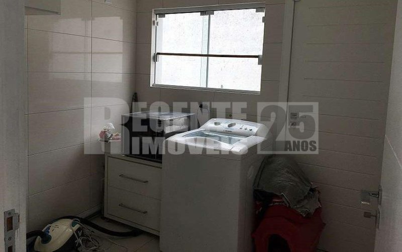 área de serviço - Casa 3 quartos no Pantanal em Florianópolis