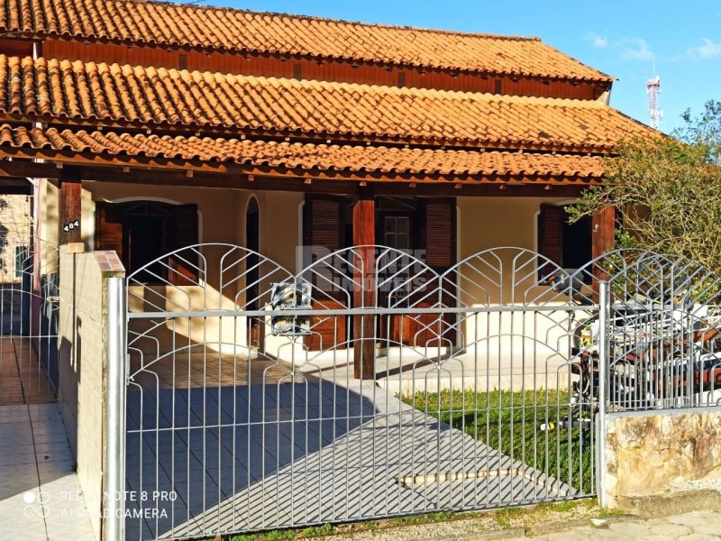 Casa 3 quartos no Carianos em Florianópolis - Foto 2