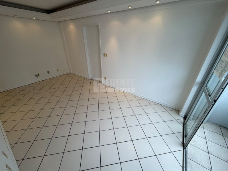 Apartamento 1 quartos no Centro em Florianópolis - Foto 2