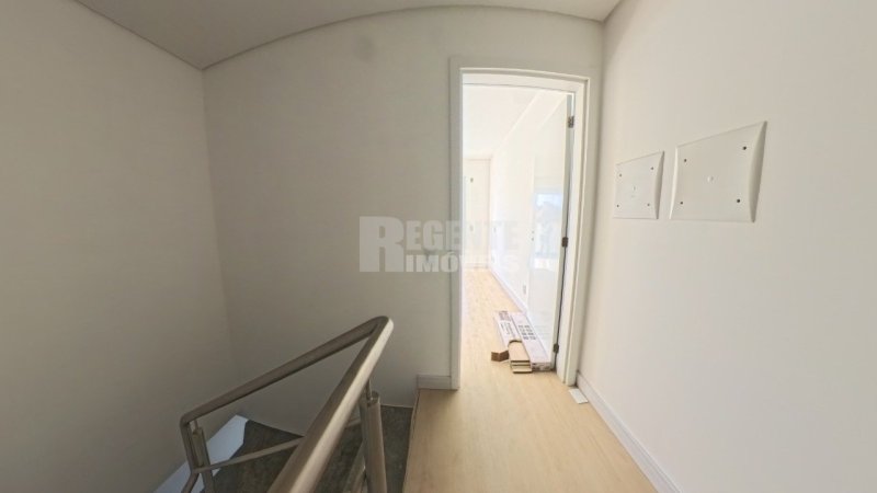 HALL SUPERIOR - Apartamento 2 quartos no João Paulo em Florianópolis