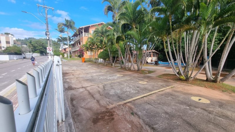 Loja 11 quartos no Canasvieiras em Florianópolis - Foto 38