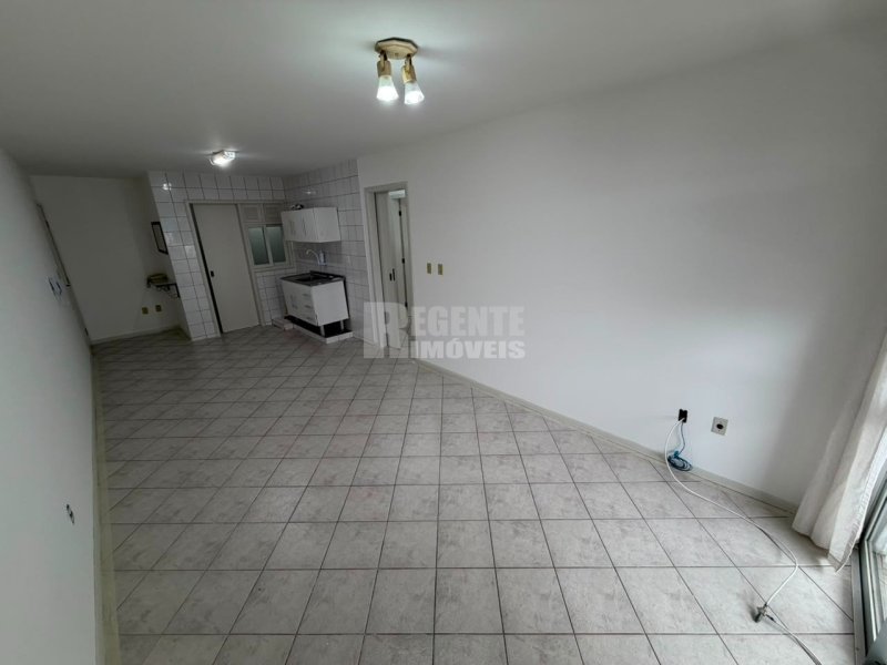 Apartamento 2 quartos no Trindade em Florianópolis - Foto 2