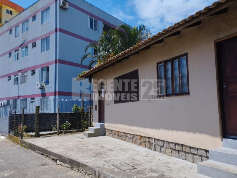 Casa 20 quartos no Trindade em Florianópolis - Foto 13