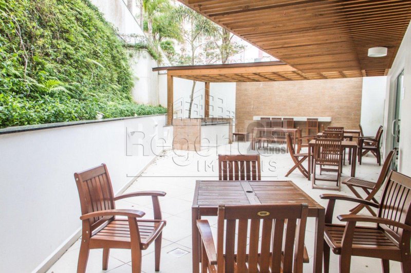 cond 010 - Apartamento 3 quartos no Itacorubi em Florianópolis