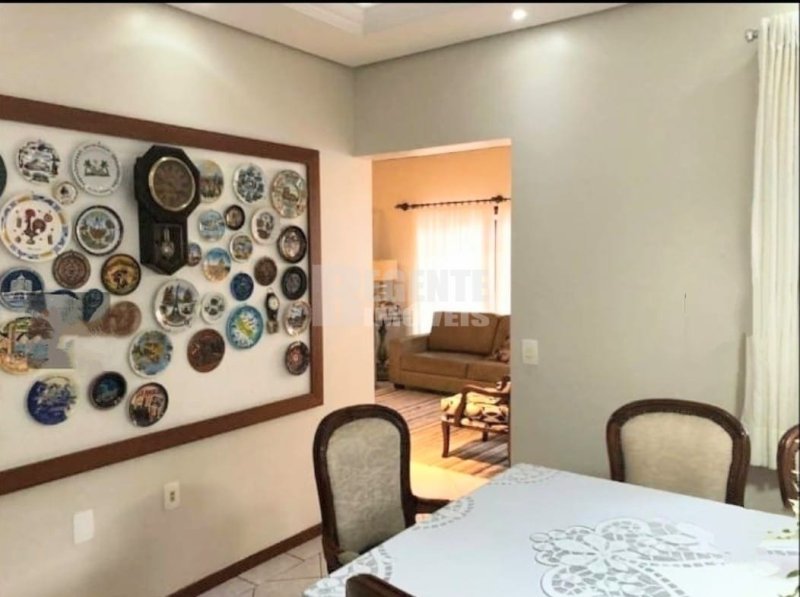 Casa 4 quartos no Agronômica em Florianópolis - Foto 12