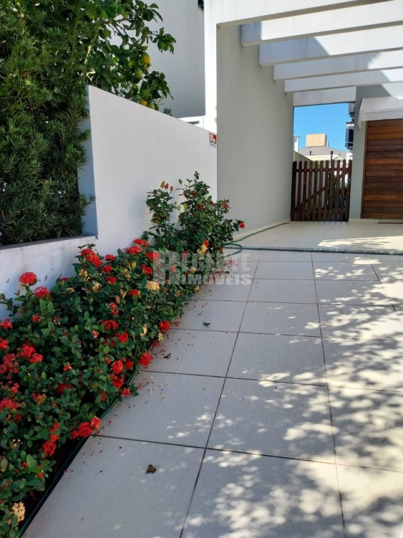 Casa em Condomínio 4 quartos no Canasvieiras em Florianópolis - Foto 40