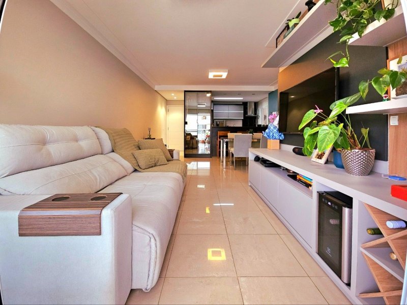 Sala de Estar (2) - Apartamento 3 quartos no Itacorubi em Florianópolis
