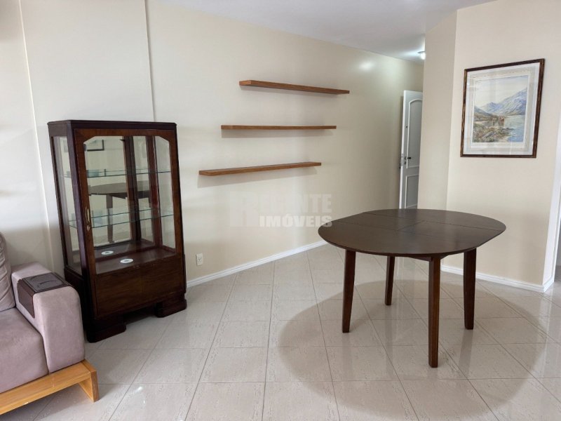 Excelente departamento de tres dormitorios para alquiler en el barrio Agronômica! - Foto 5