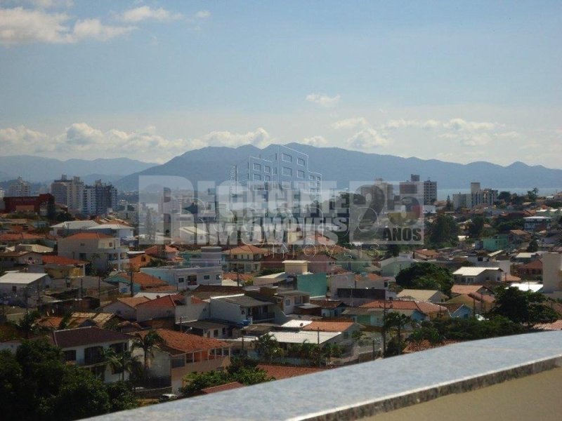 Cobertura 3 quartos no Capoeiras em Florianópolis - Foto 2