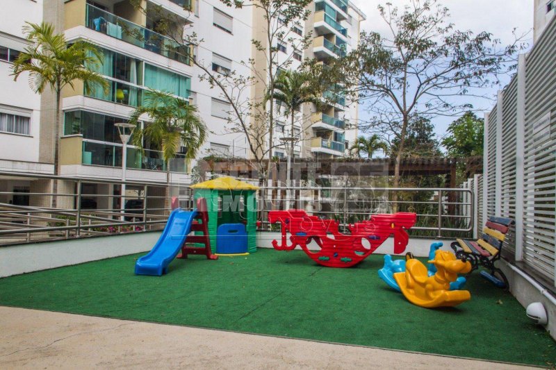 cond 01 - Apartamento 3 quartos no Itacorubi em Florianópolis