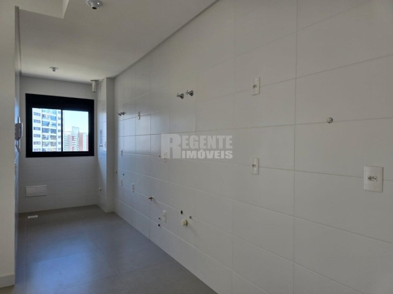 Apartamento 2 quartos no Agronômica em Florianópolis - Foto 6