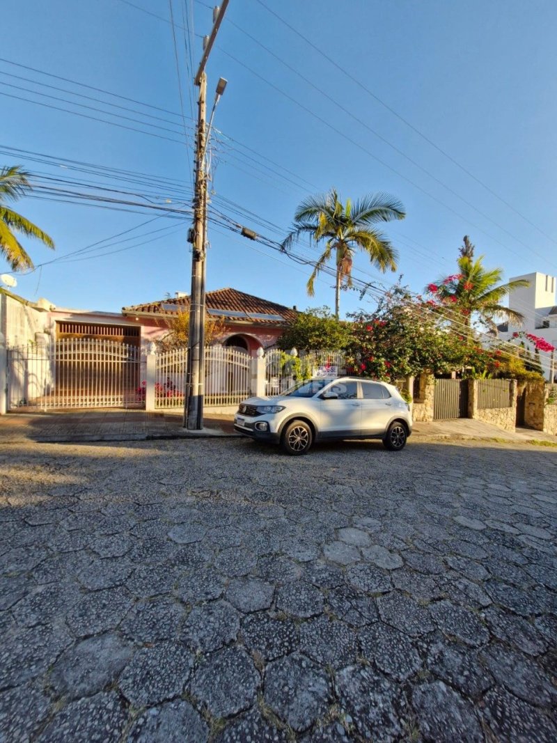 Casa 3 quartos no Itacorubi em Florianópolis - Foto 28