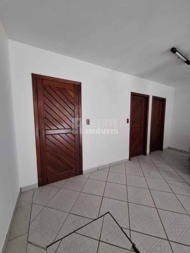 Casa em Condomínio 5 quartos no Córrego Grande em Florianópolis - Foto 32