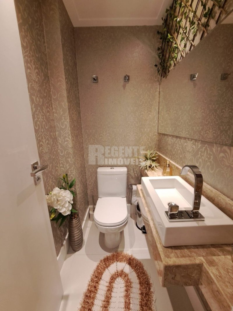 Apartamento 2 quartos no Beira Mar em Florianópolis - Foto 13