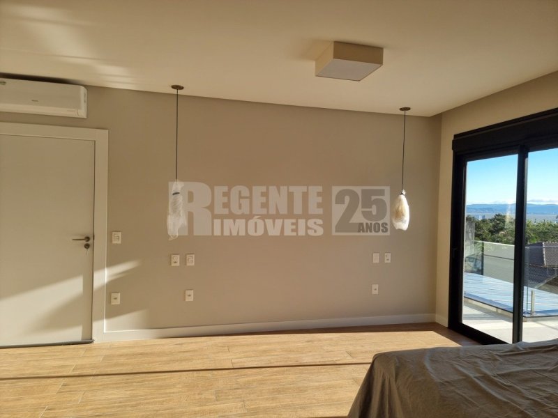 Casa em Condomínio 4 quartos no Cacupé em Florianópolis - Foto 3